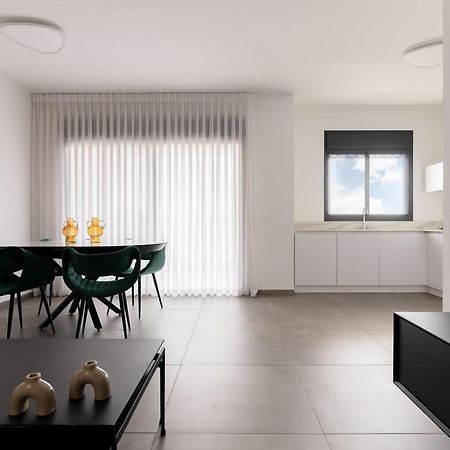 Stunning And Spacious In Kiryat Ata Qiryat Ata Luaran gambar