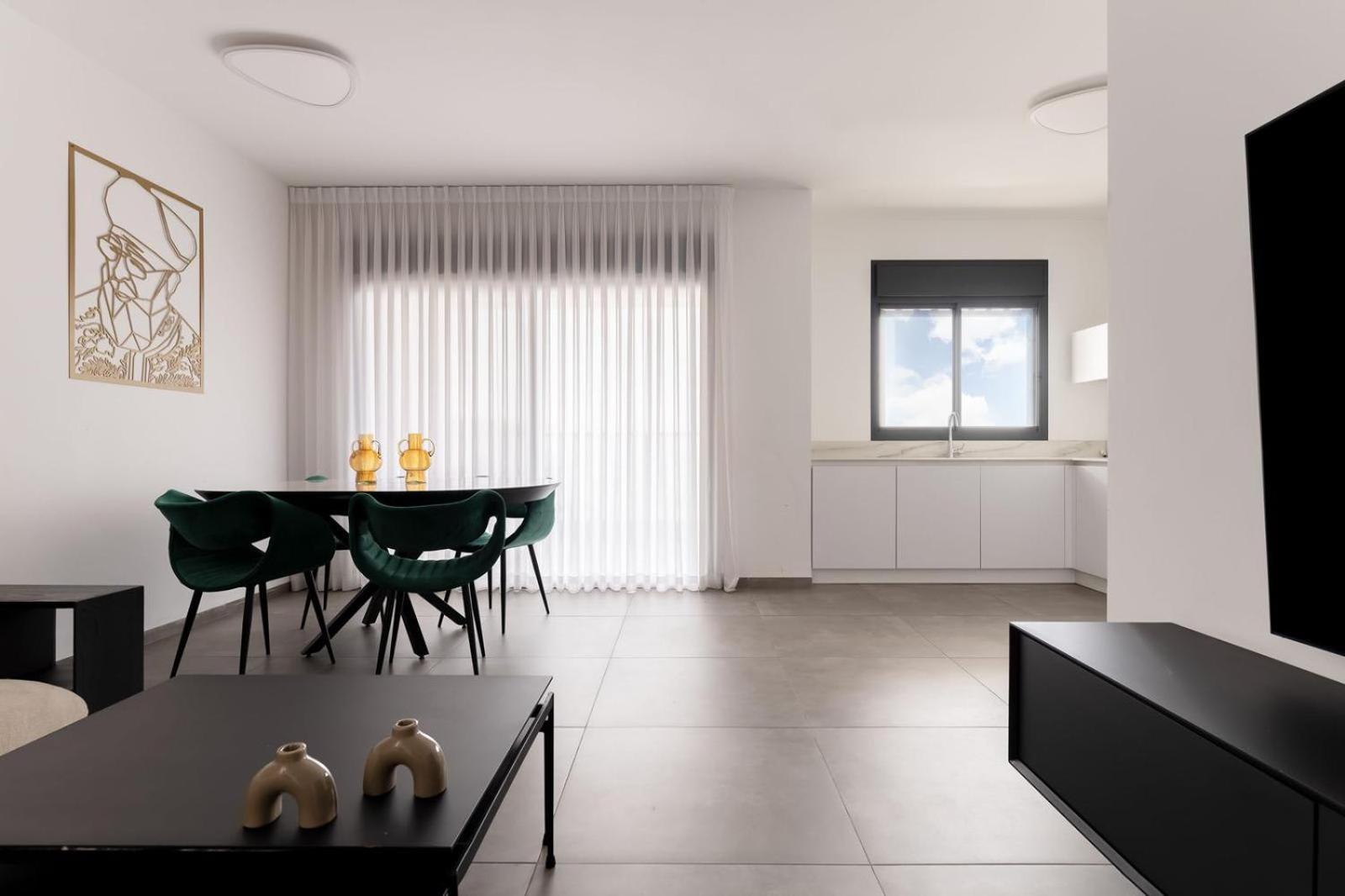 Stunning And Spacious In Kiryat Ata Qiryat Ata Luaran gambar